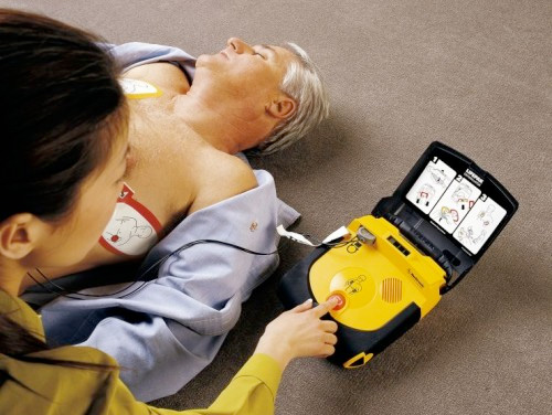 Lifepak Plus defibrillator use